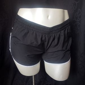 Athletic shorts